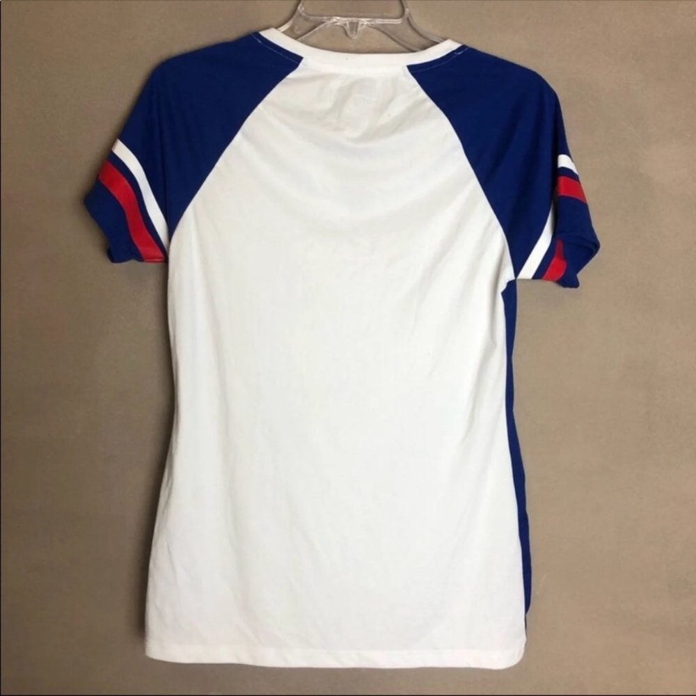 EUC MLB Texas Rangers V-neck Top size medium - Picture 2 of 5